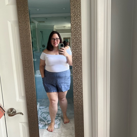 Meet your Posher, Jaime - Picture 2 of 16